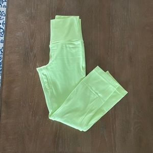 Align high rise crop 21”